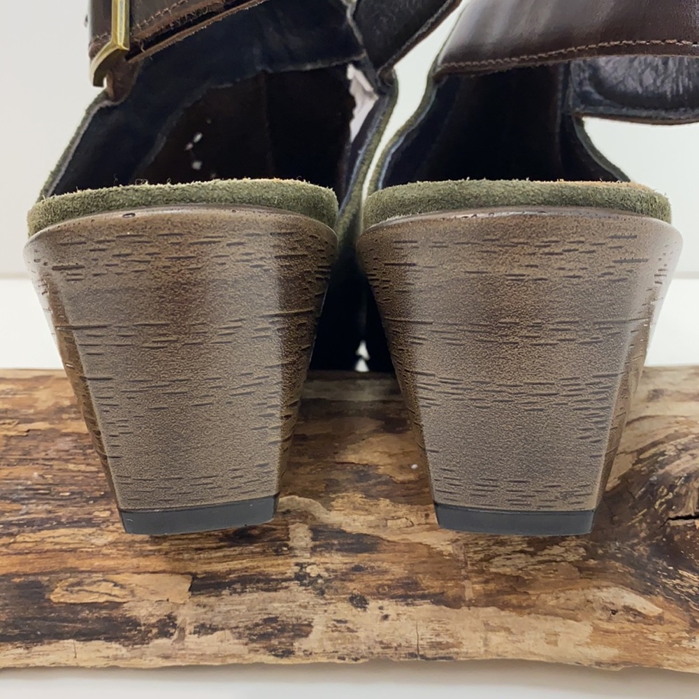 Naot Sling Back Upgrade Clog Mules Block Heel - image 4